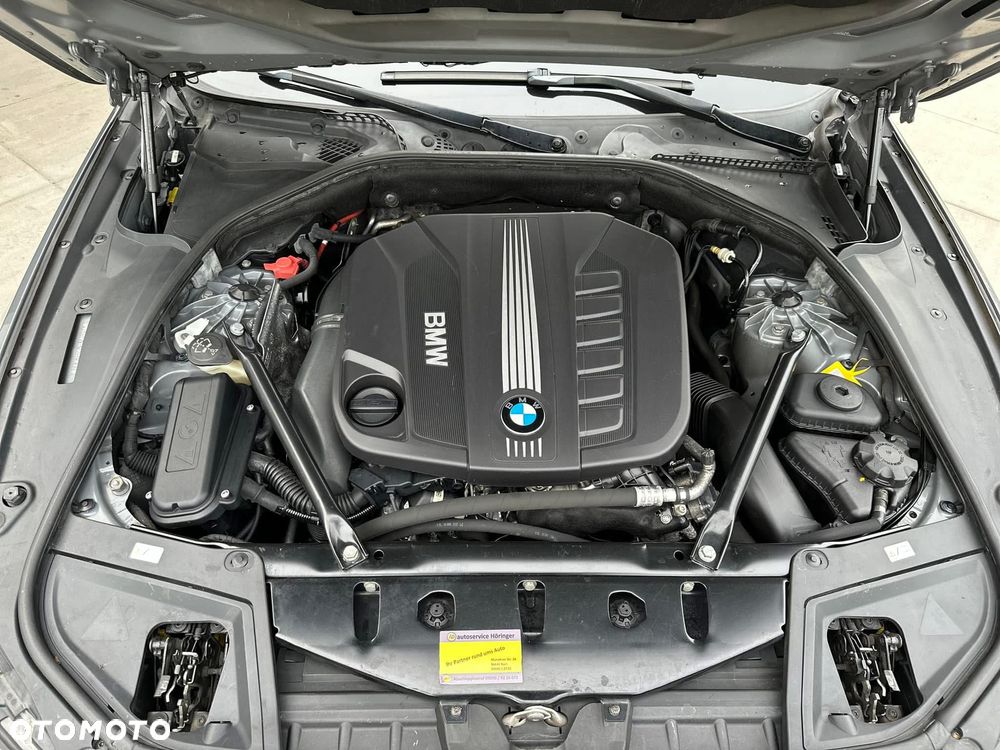 BMW Seria 5 530d Sport-Aut - 17