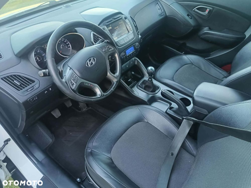 Hyundai ix35 1.7 CRDi Premium 2WD - 11