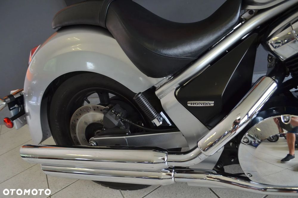 Honda VT - 12