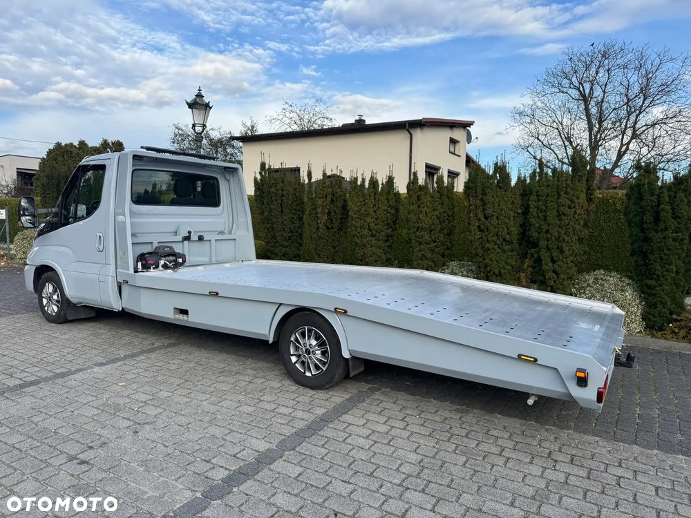 Iveco Daily 35-180 Hi-Matic - 3