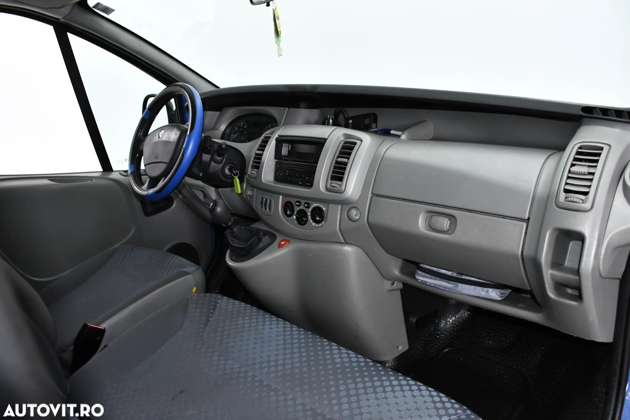 Renault Trafic 2.0 dCi 90 L1H1 - 6