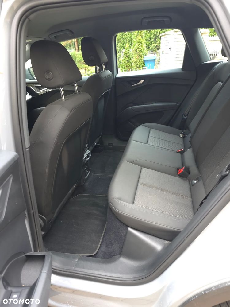 Audi Q4 e-tron 40 77kWh - 9