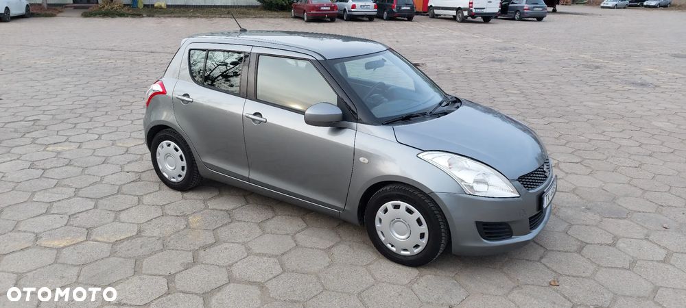 Suzuki Swift - 3
