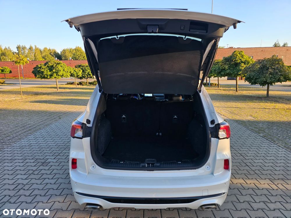 Ford Kuga - 18