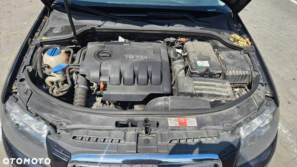 Audi A3 Sportback 1.9 TDI DPF Ambiente - 9