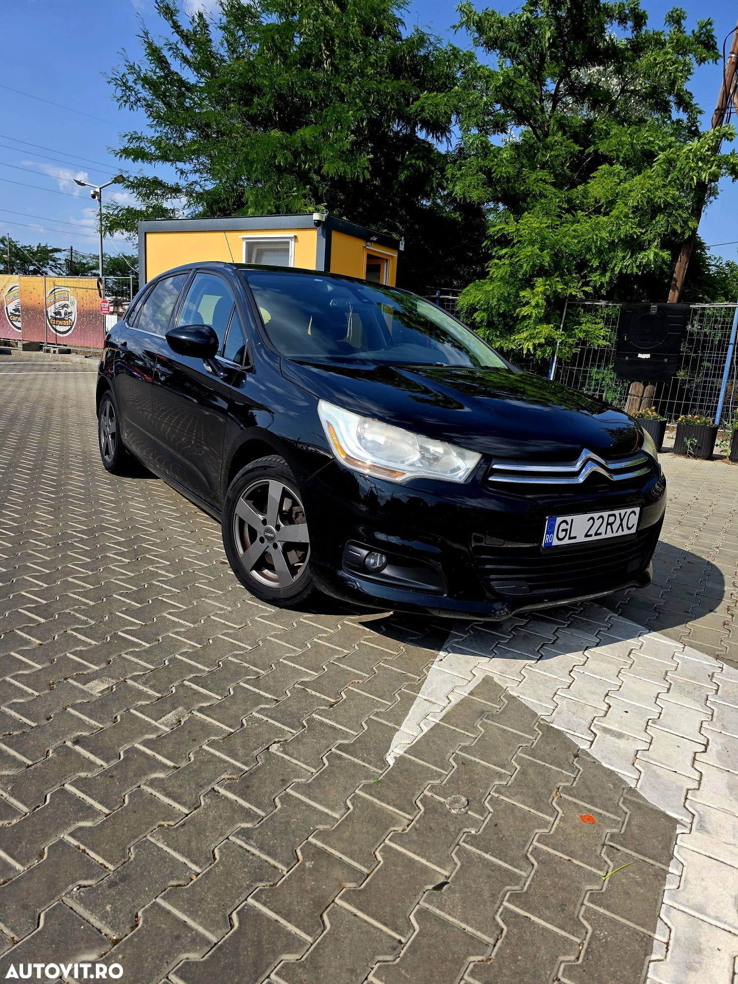 Citroën C4 1.6 e-HDi FAP Exclusive - 3