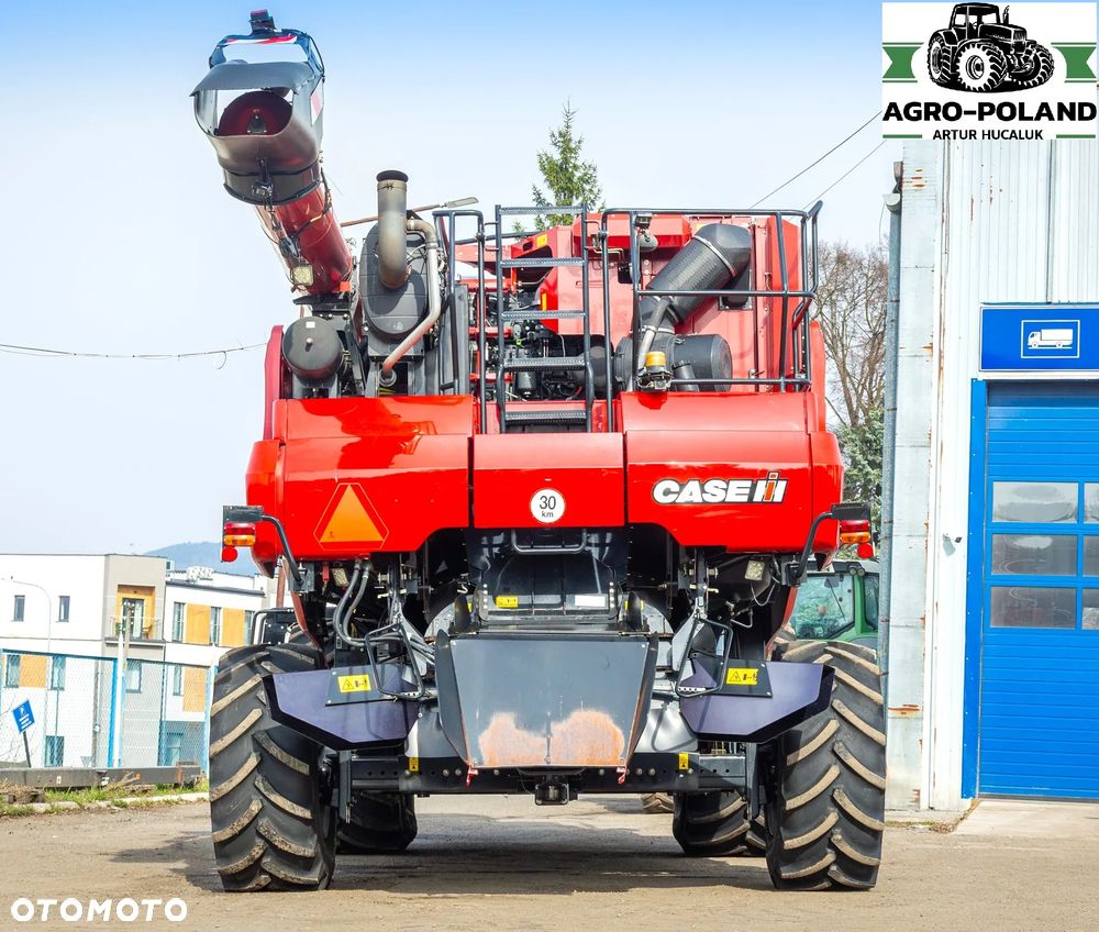 Case IH 8240 AFS - 2018 ROK + MACDON FD 135 - 2018 ROK - 6