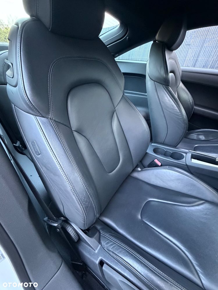 Audi TT Coupé 1.8 TFSI - 12