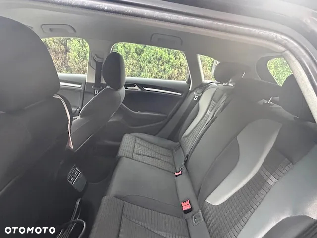 Audi A3 1.6 TDI Attraction - 10