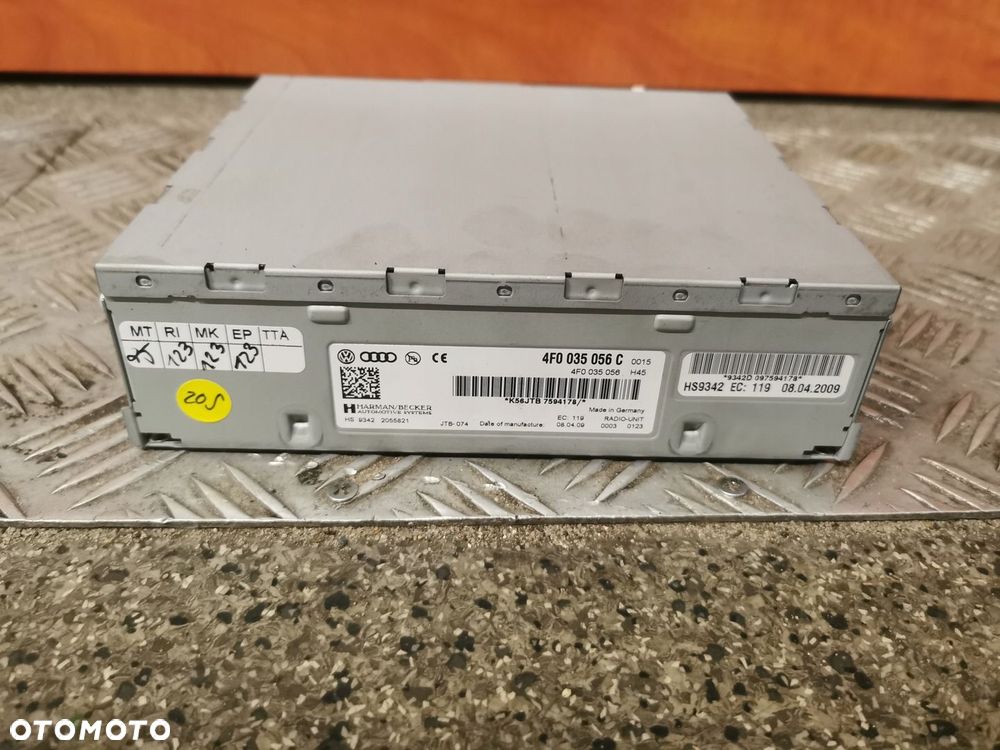 MODUŁ TUNER RADIA AUDI Q5 A6C6 OE 4F0035056C
