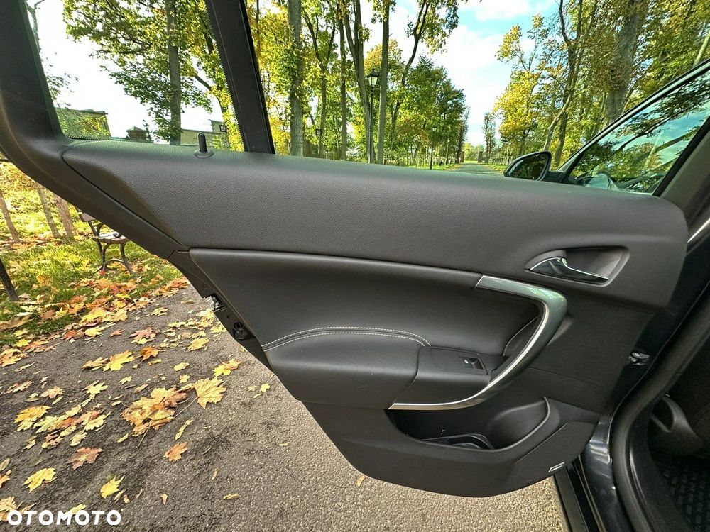 Opel Insignia - 24
