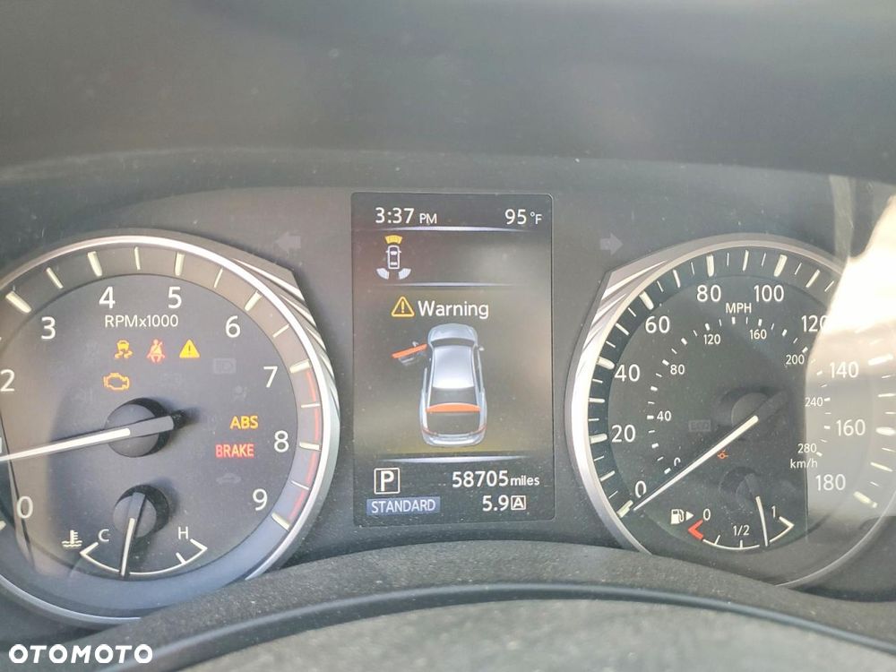 Infiniti Q50 - 10