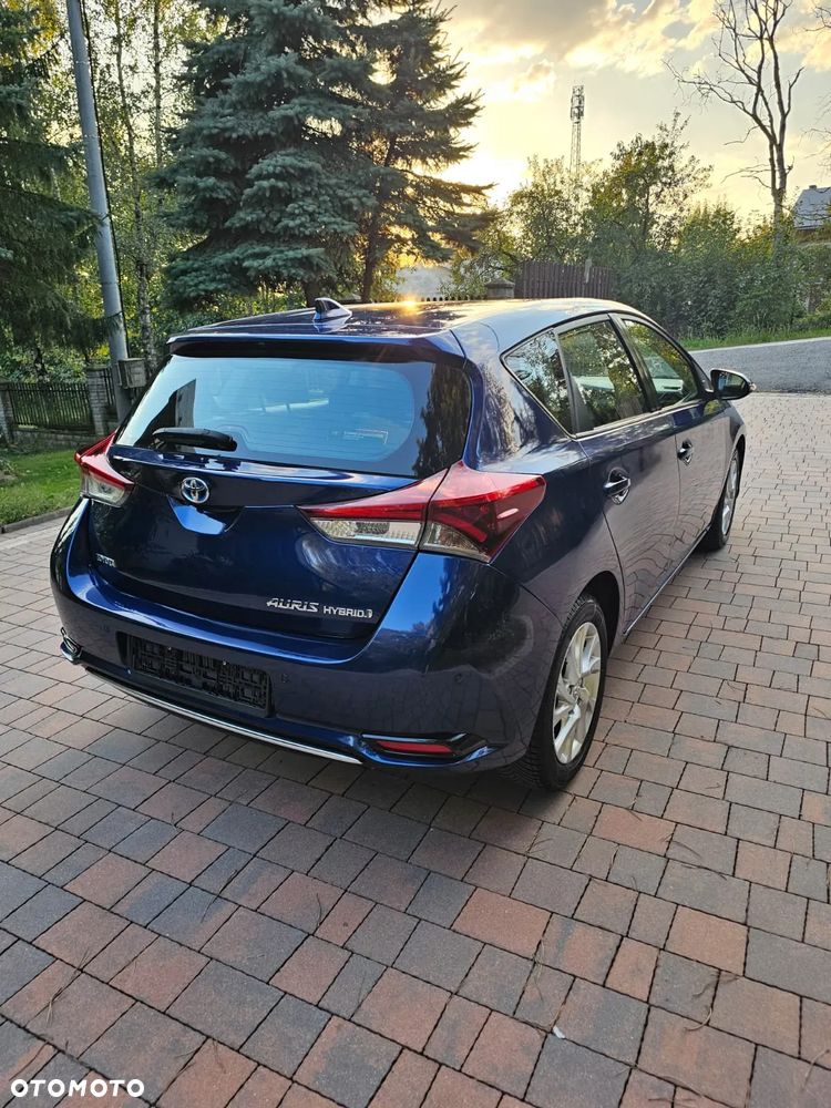 Toyota Auris - 10