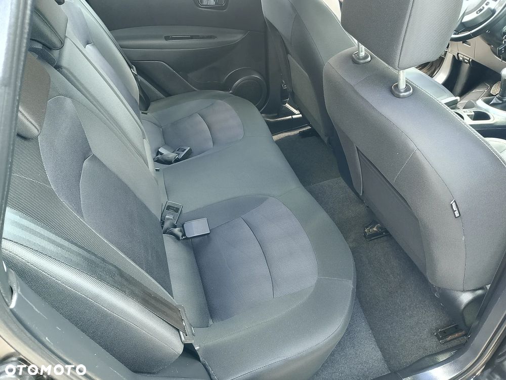 Nissan Qashqai - 12