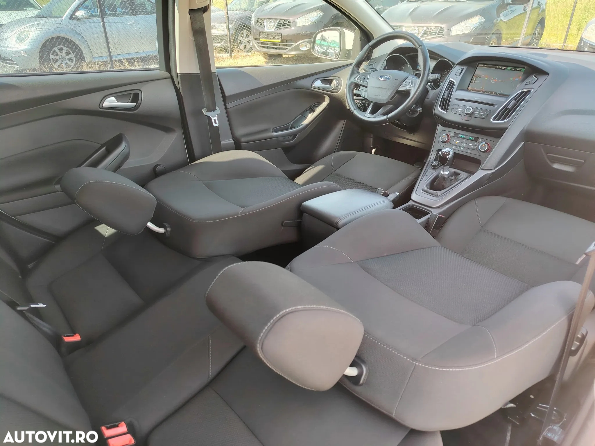 Ford Focus 1.5 TDCi DPF Start-Stopp-System Business - 15