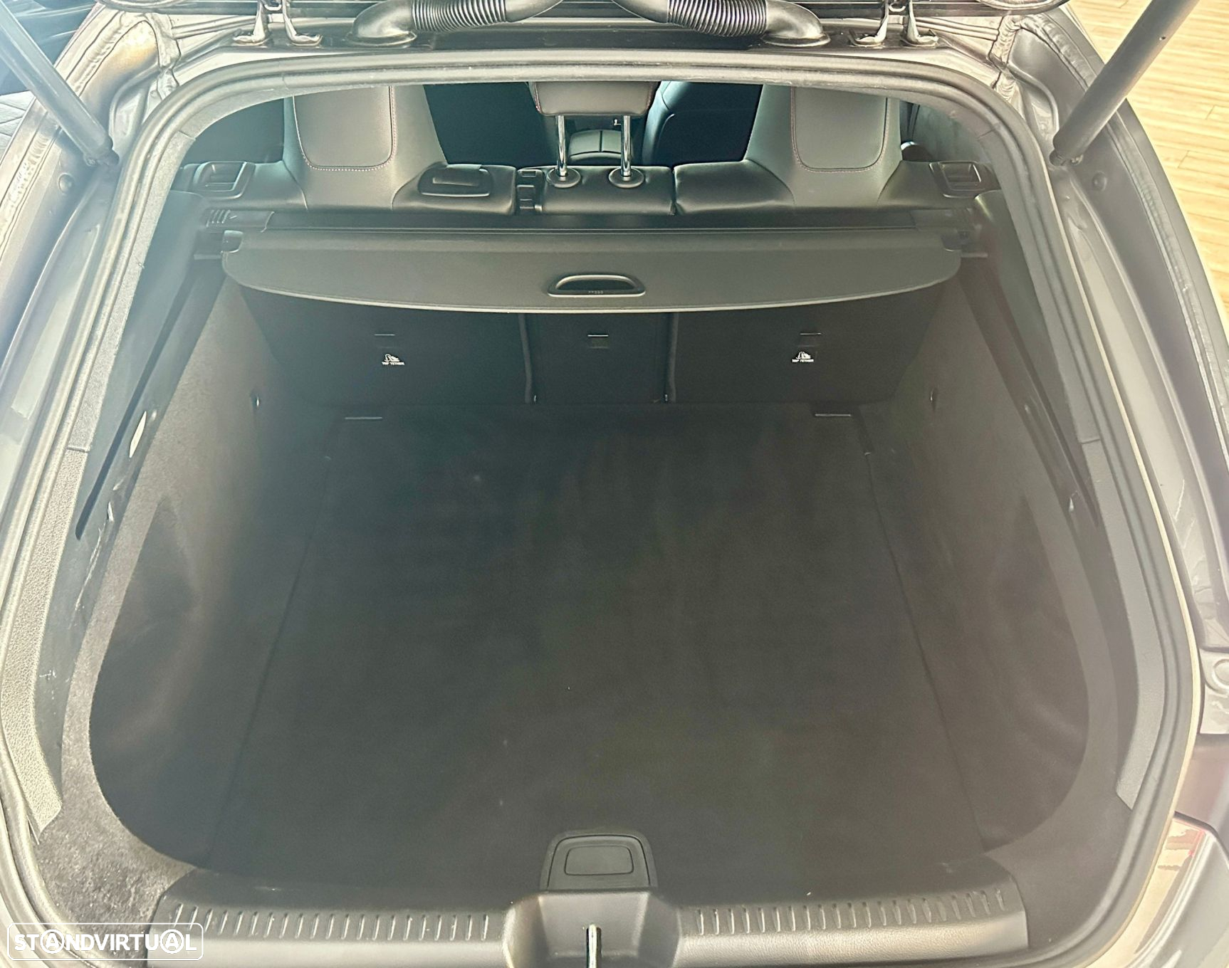 Mercedes-Benz CLA 200 d Shooting Brake AMG Line Aut. - 6