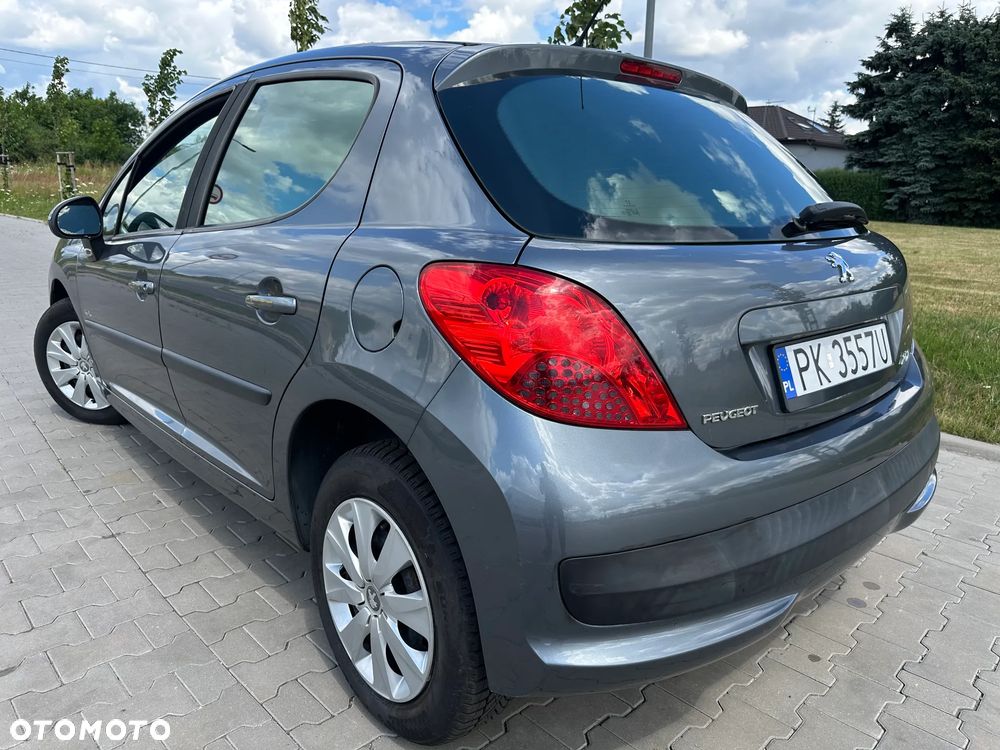 Peugeot 207 75 Urban Move - 8