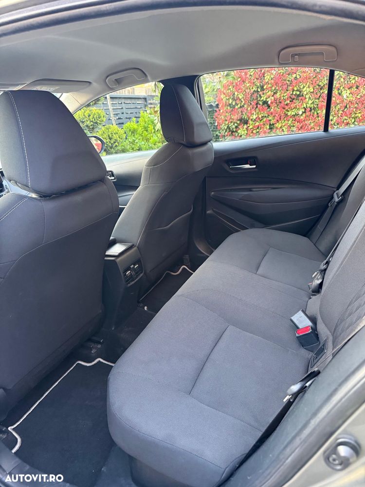 Toyota Corolla 1.8 HSD Dynamic - 7