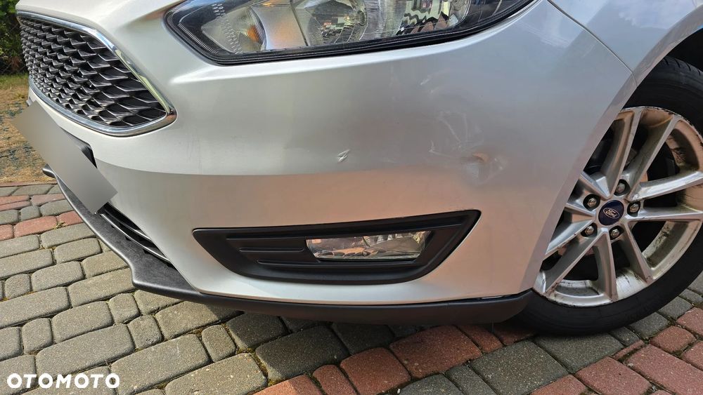 Ford Focus 1.0 EcoBoost Titanium - 6