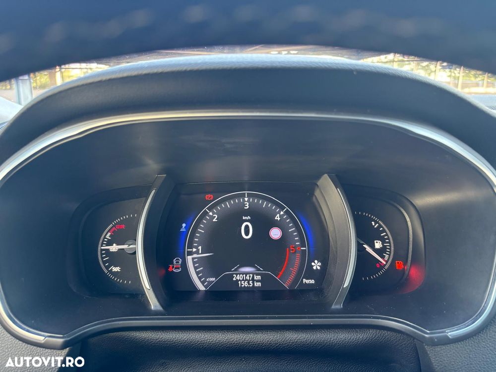 Renault Megane ENERGY dCi 110 Start & Stop Bose Edition - 7