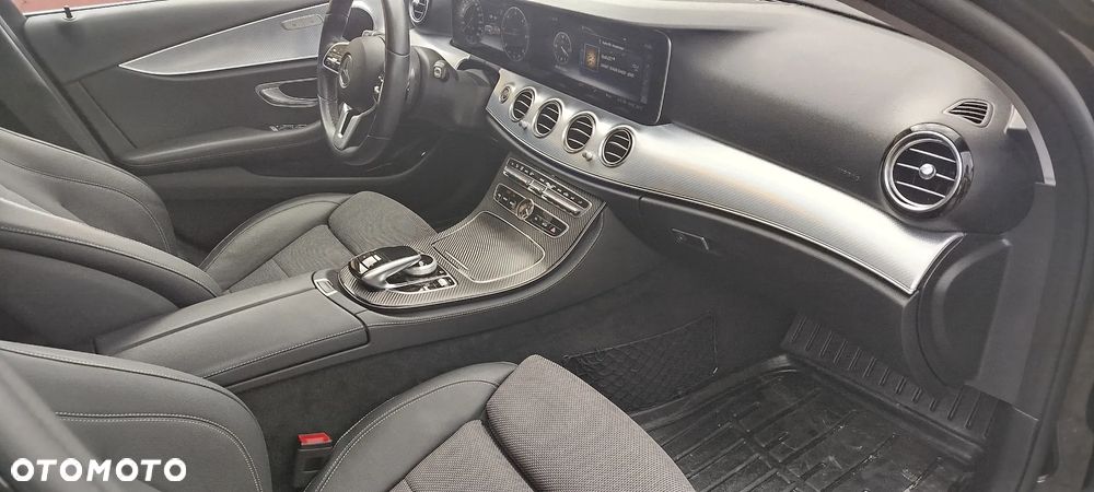 Mercedes-Benz Klasa E 200 d Business Edition 9G-TRONIC - 9