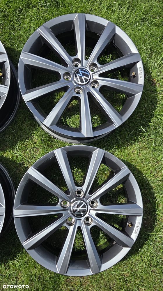Oryginalne felgi aluminiowe VW Passat B8 i inne 6,5Jx17H2ET41 - 2