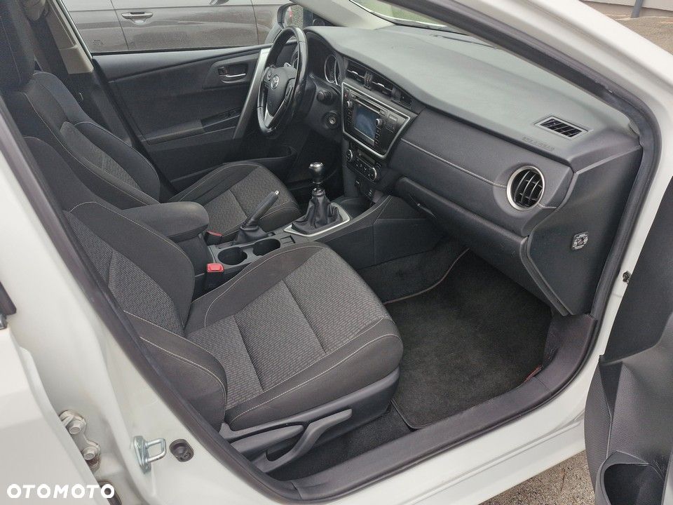 Toyota Auris 1.6 Valvematic Life Plus - 11