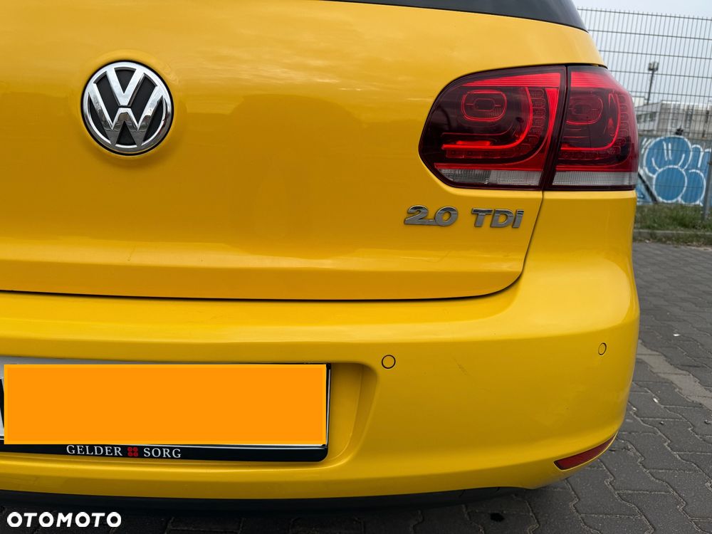 Volkswagen Golf 2.0 TDI DPF DSG Highline - 30