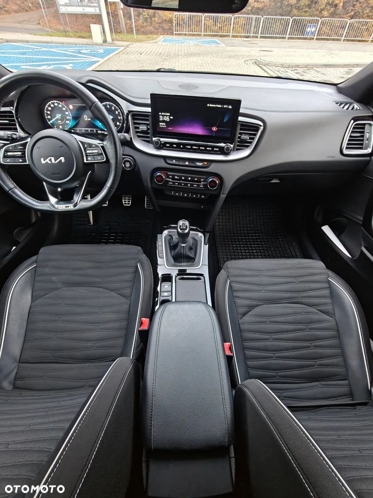 Kia ProCeed 1.5 T-GDI GT Line - 15