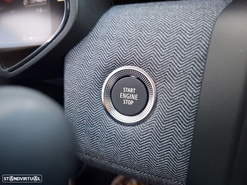 Renault Clio 1.0 TCe Techno - 17