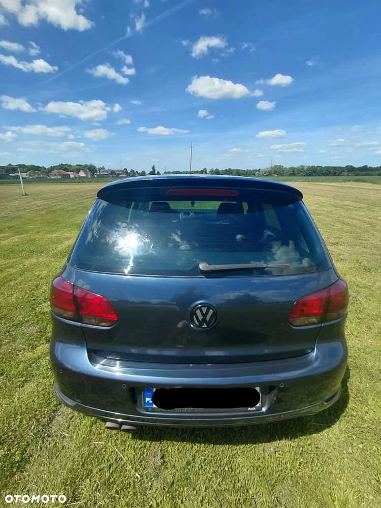 Volkswagen Golf 2.0 TDI DPF Highline - 7