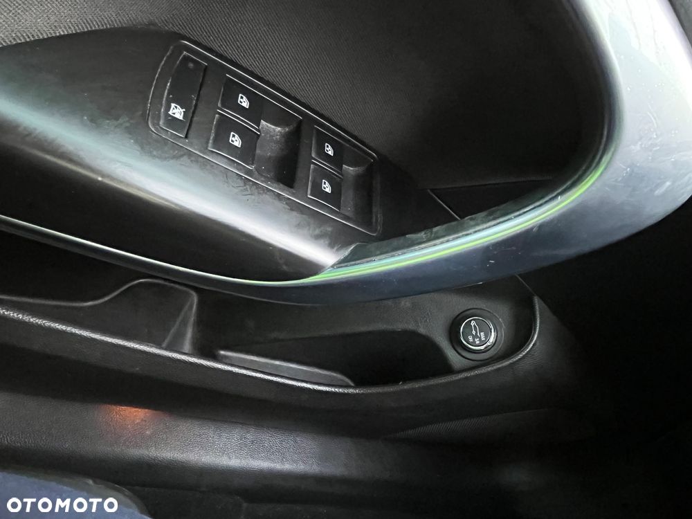 Opel Insignia 2.0 CDTI Automatik - 15