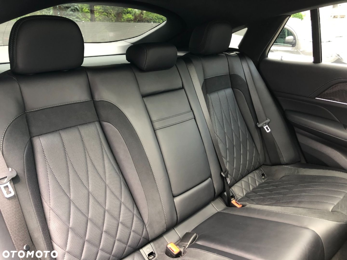 Mercedes-Benz GLE - 34