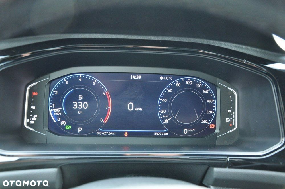 Volkswagen T-Roc - 12