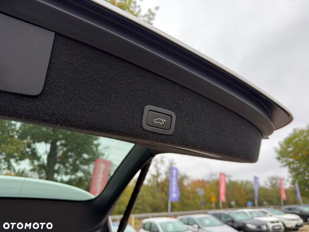 Volvo XC 60 D4 AWD R-Design - 37