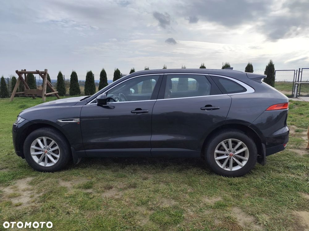 Jaguar F-Pace - 6