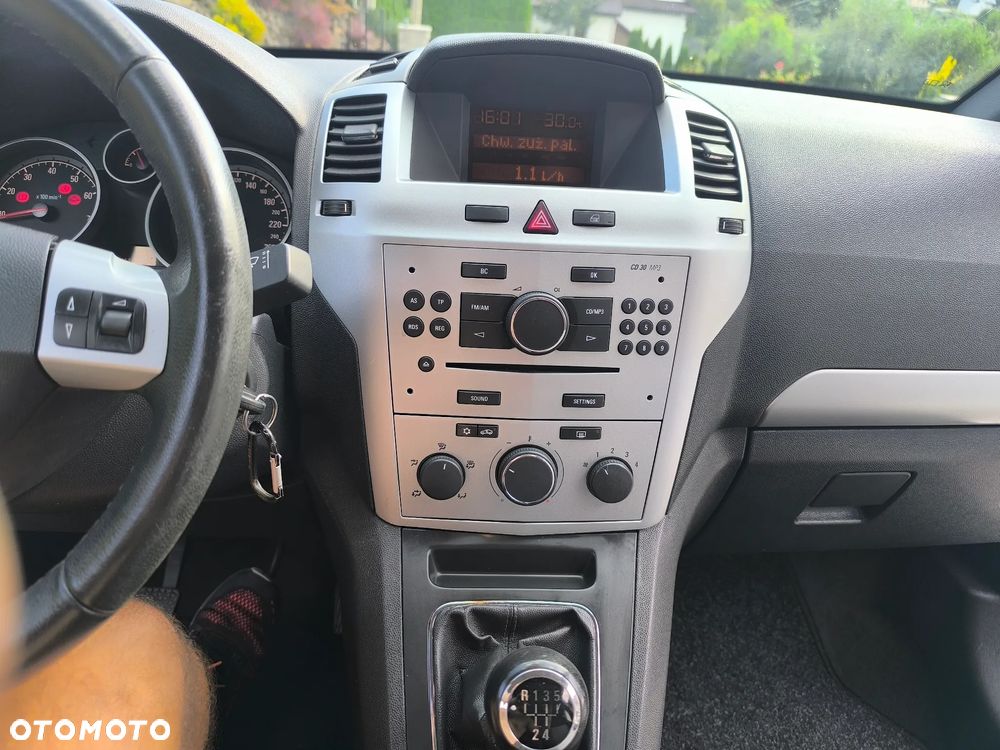 Opel Zafira 1.8 Family - 12