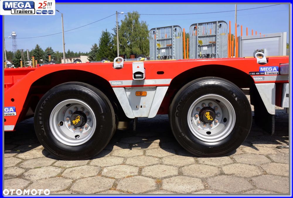 Inny Laweta 3 osie, 4 x zagłębienia kół, 58 T DMC !!! - 35