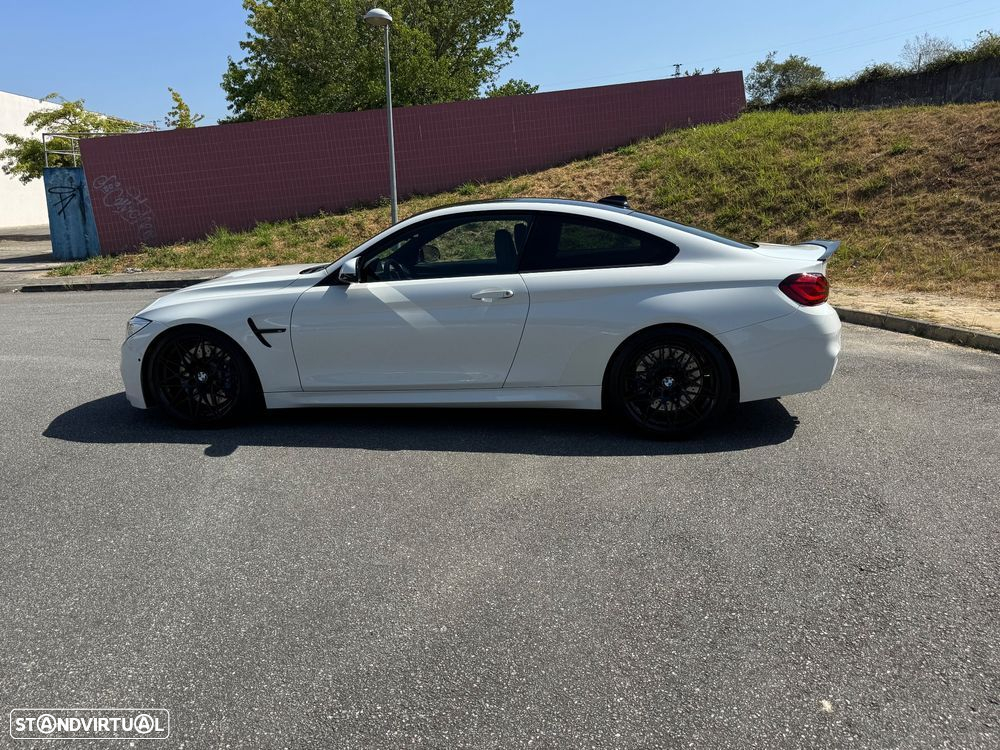 BMW M4 Auto - 3