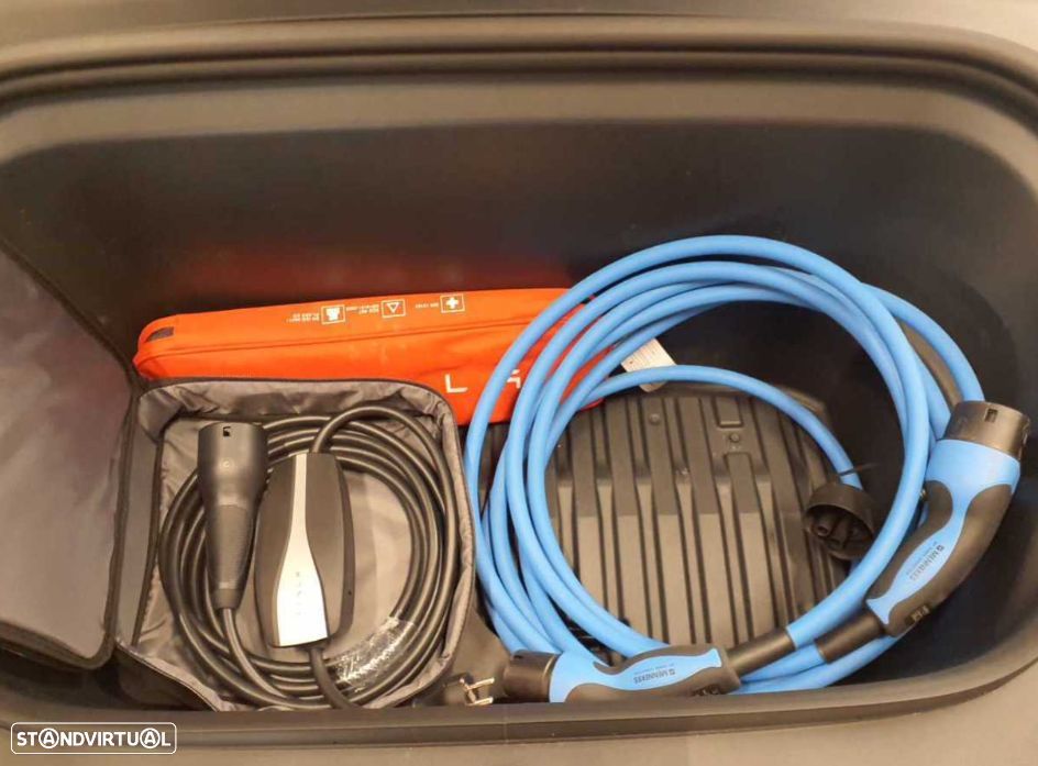 Tesla Model Y Long Range Dual Motor AWD - 7