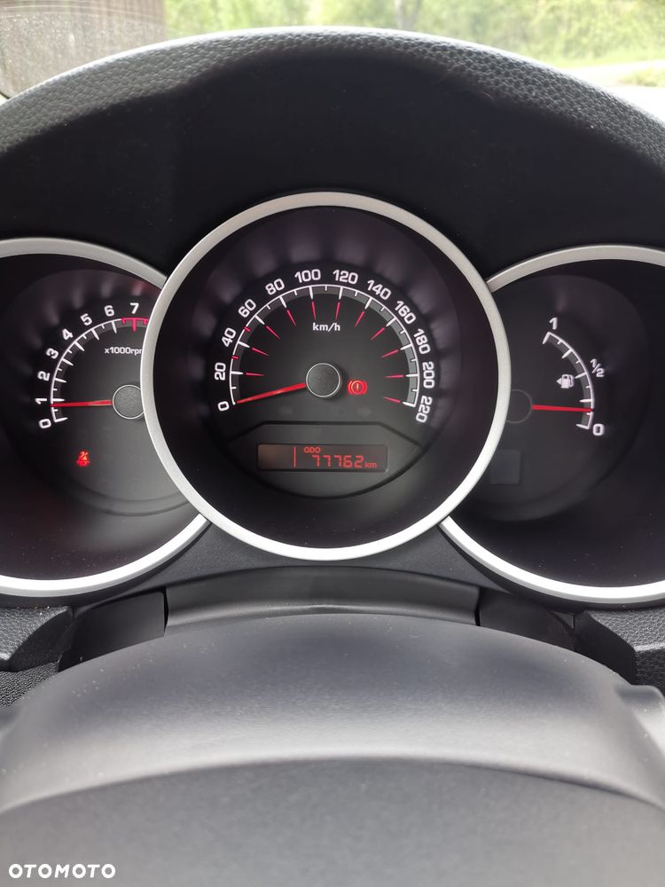 Kia Venga 1.4 CVVT Attract - 15