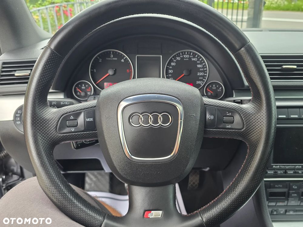 Audi A4 Avant 2.0 TDI - 30