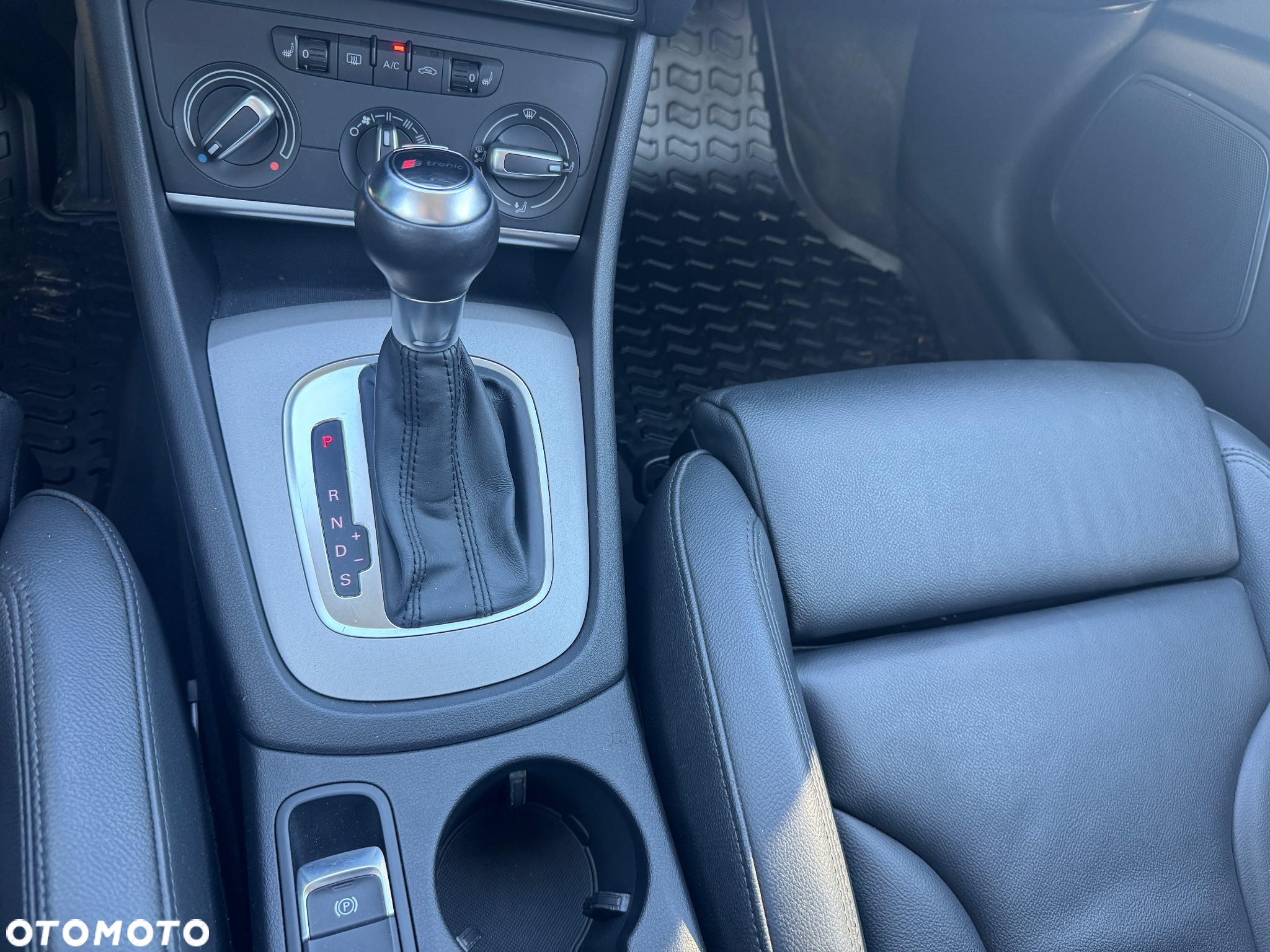 Audi Q3 2.0 TFSI Quattro S tronic - 14