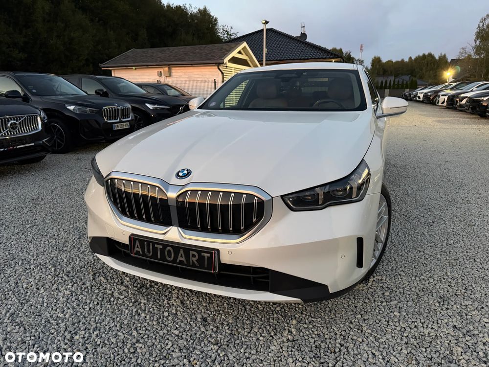 BMW Seria 5 530e xDrive - 4