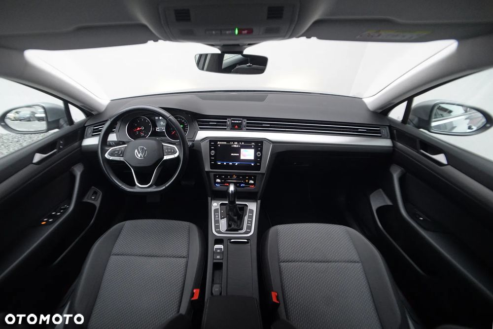 Volkswagen Passat 1.5 TSI EVO Elegance DSG - 5