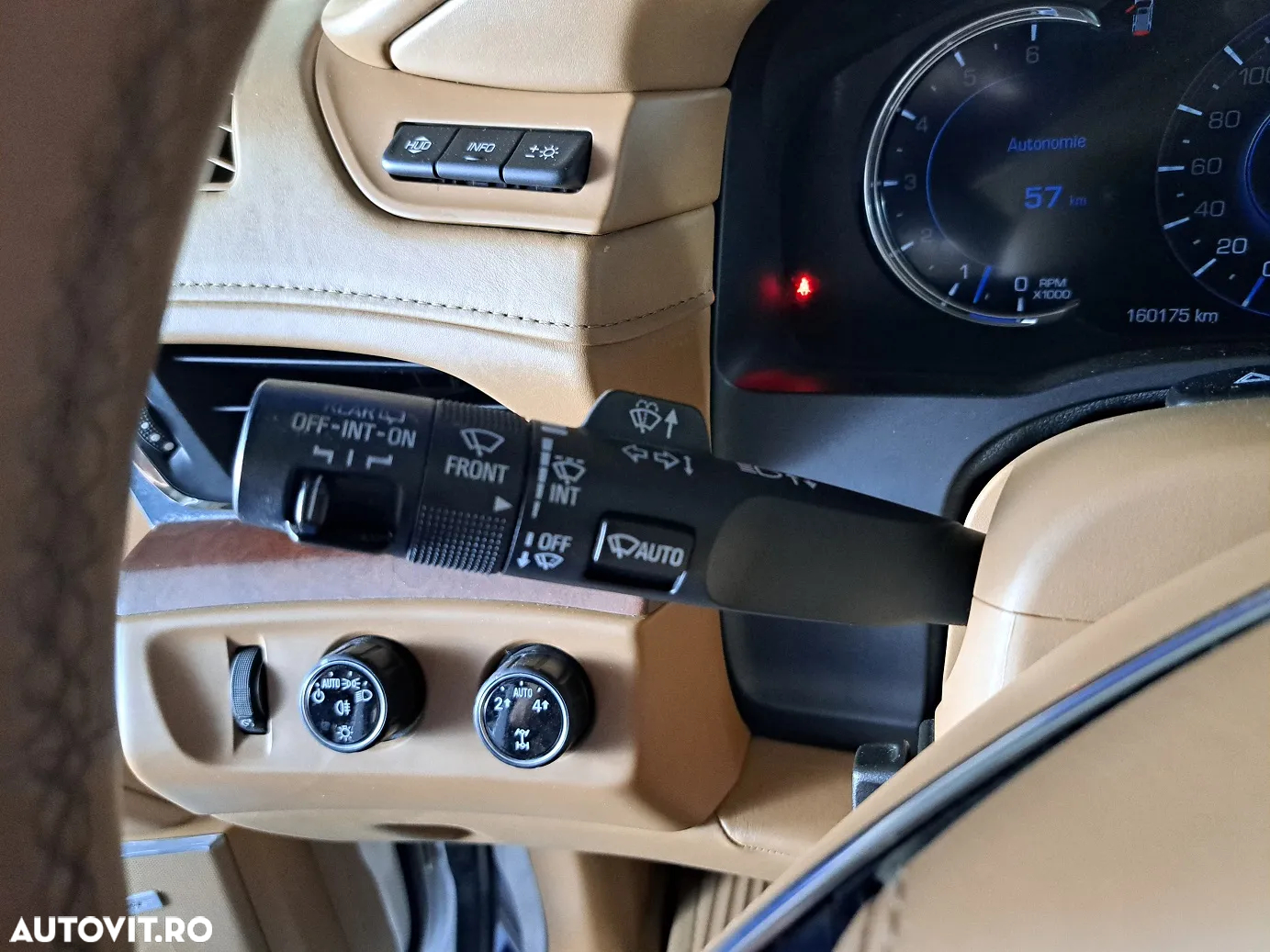 Cadillac Escalade - 18