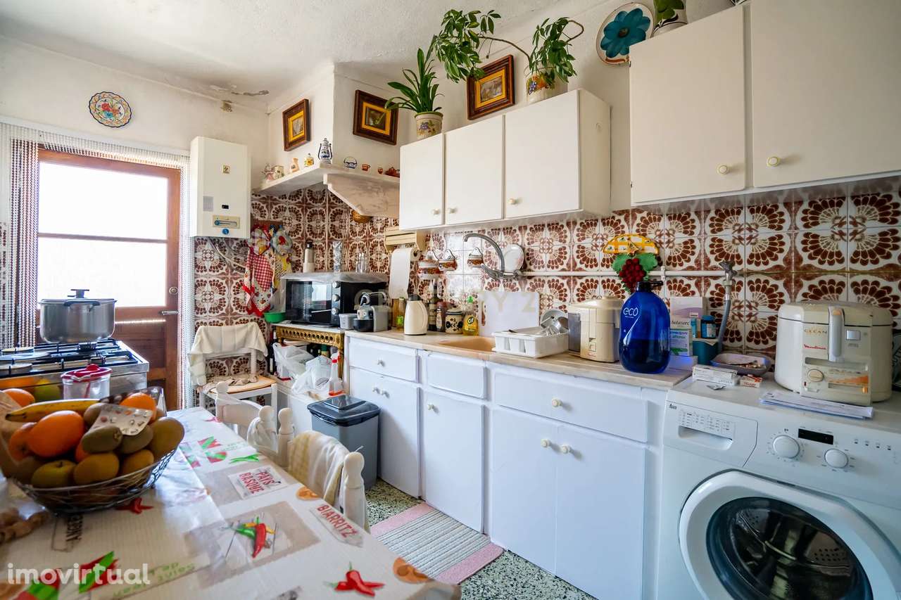 Prédio Urbano, Serra da Luz - Grande imagem: 5/22