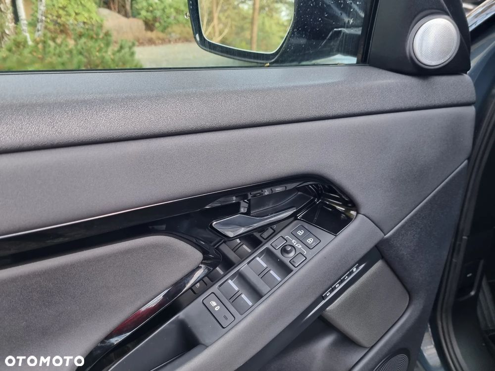 Land Rover Range Rover Evoque P250 R-Dynamic - 9