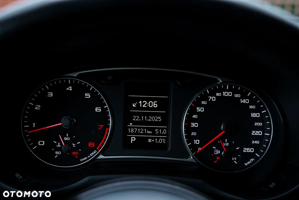 Audi A1 Sportback 1.4 TFSI S tronic S line Sportpaket - 33