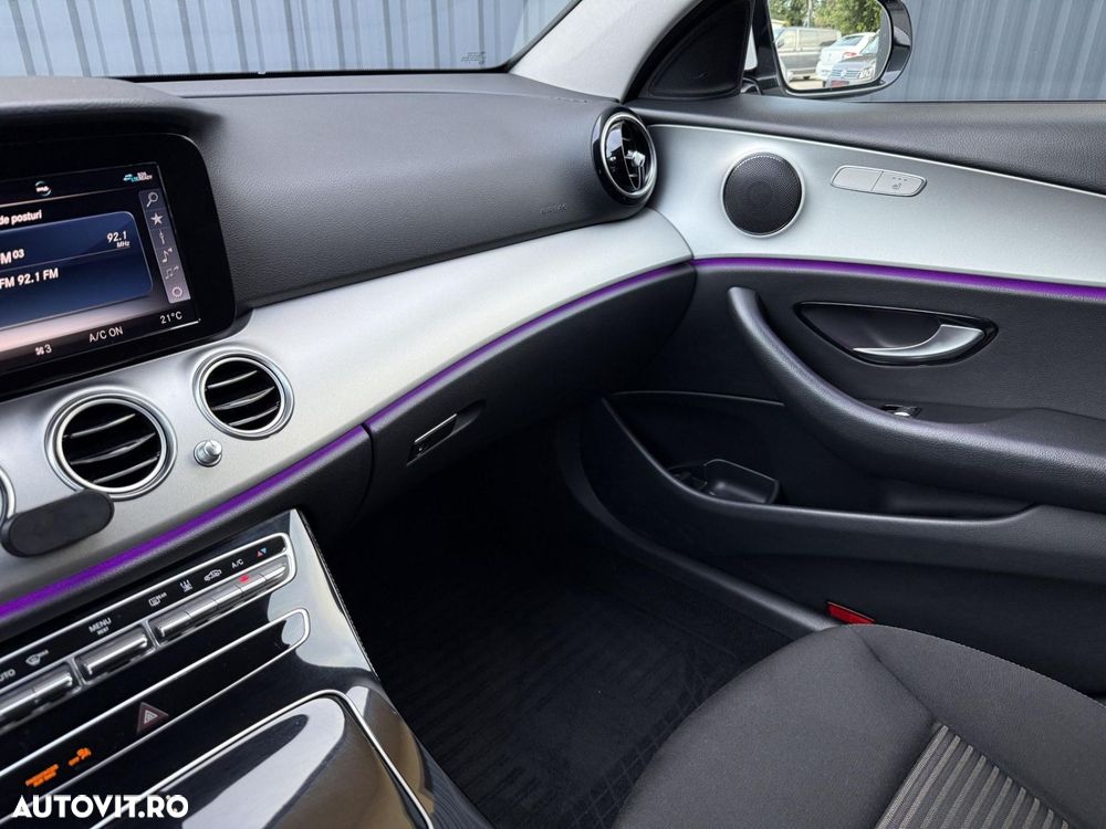 Mercedes-Benz E - 16